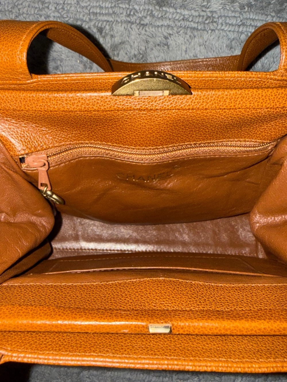 Chanel 1997-99 Brown Caviar Leather Structured Handbag - Picture 7 of 10